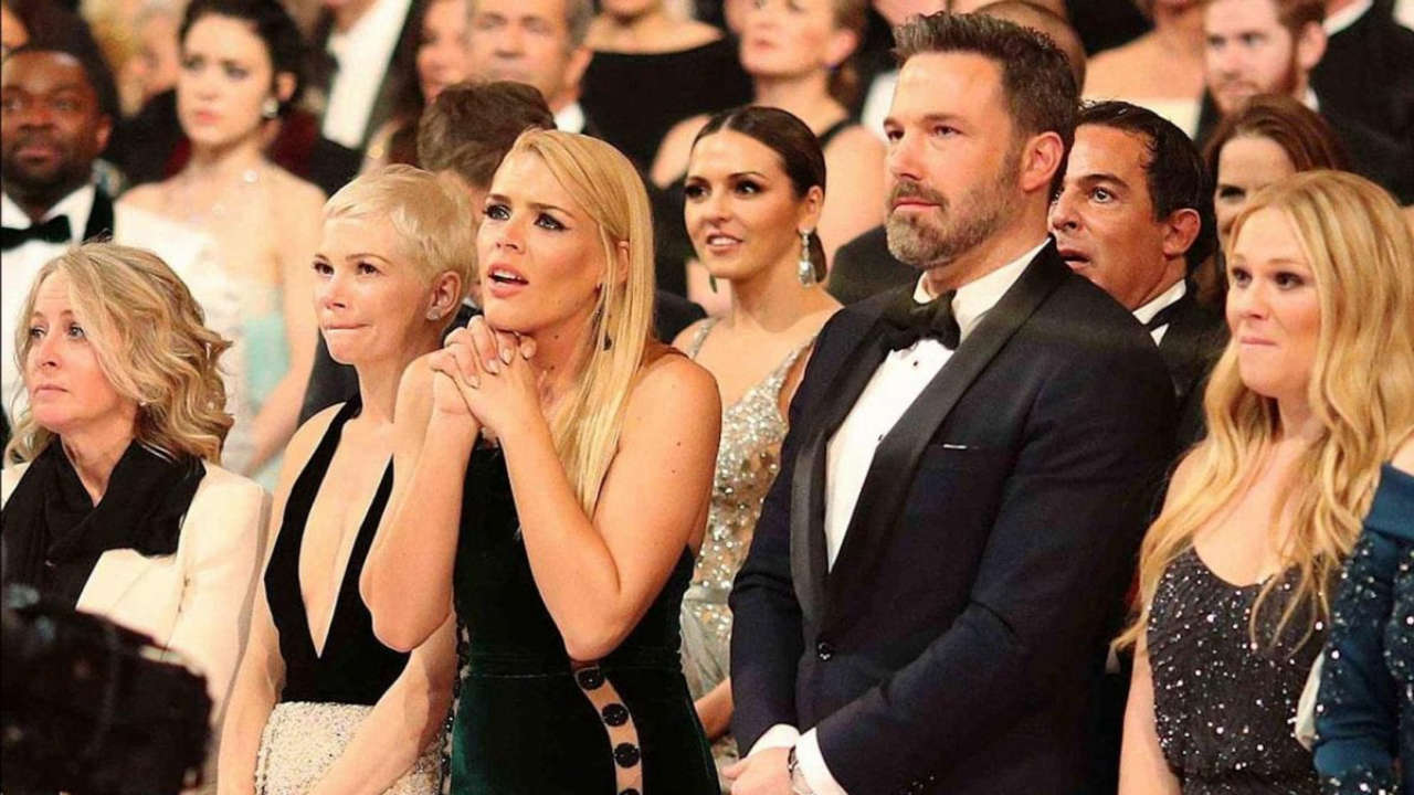 Oscar 2017: La gaffe di Warren Beatty e l’imprevisto intervento di Busy Philipps su Ben Affleck, il vero Batman!