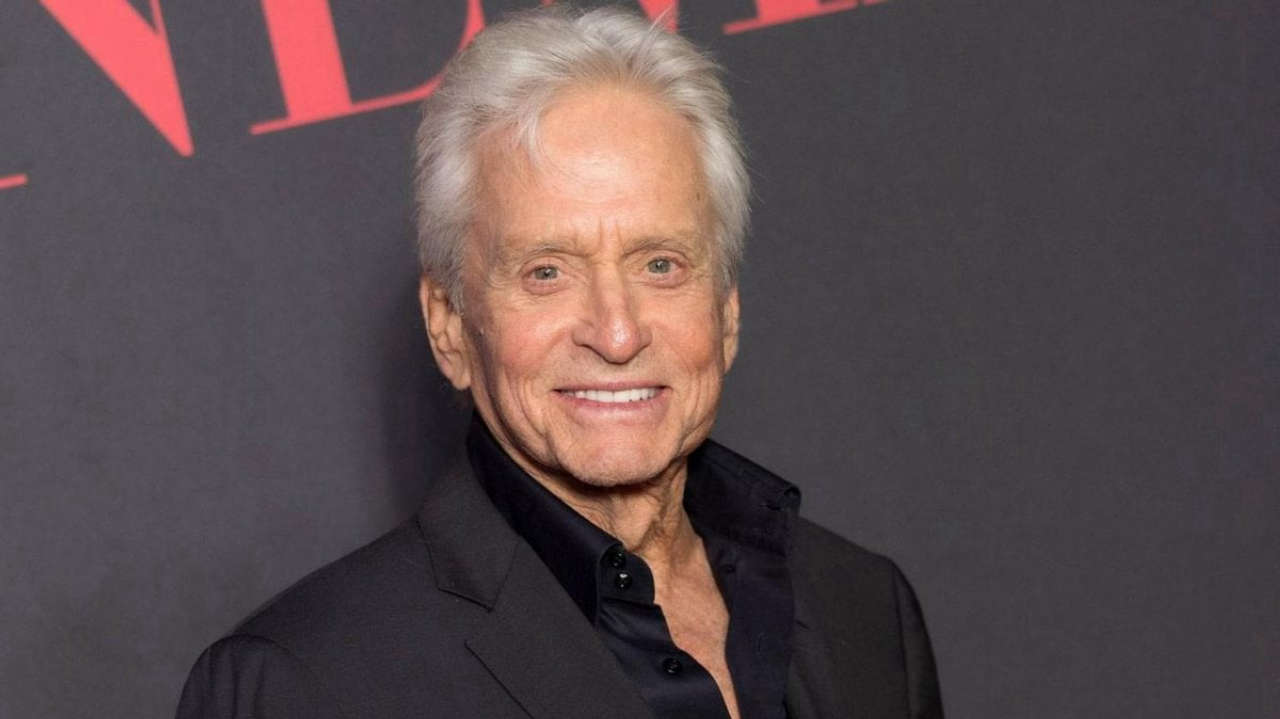 Michael Douglas: I giganti dello streaming mettono in crisi i produttori – Una verità scomoda nel panorama attuale