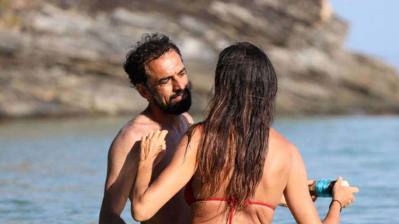 L’Isola dei Famosi 2025: Dino Giarrusso attacca Spadino per un comportamento che lascia senza parole