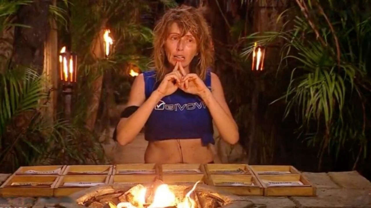 L’Isola dei Famosi 2023: Loredana Cannata in prima linea per Mario Adinolfi, il suo sostegno sorprende tutti