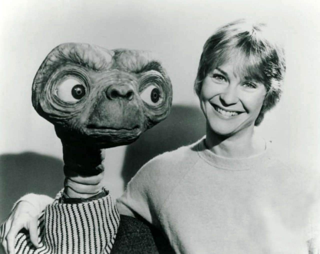 E.T. l’Extraterrestre: il rifiuto di Dee Wallace che ha cambiato la trama del film per famiglie