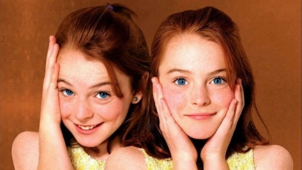 Genitori in trappola: Lindsay Lohan svela il segreto dietro il suo indimenticabile ruolo da gemella