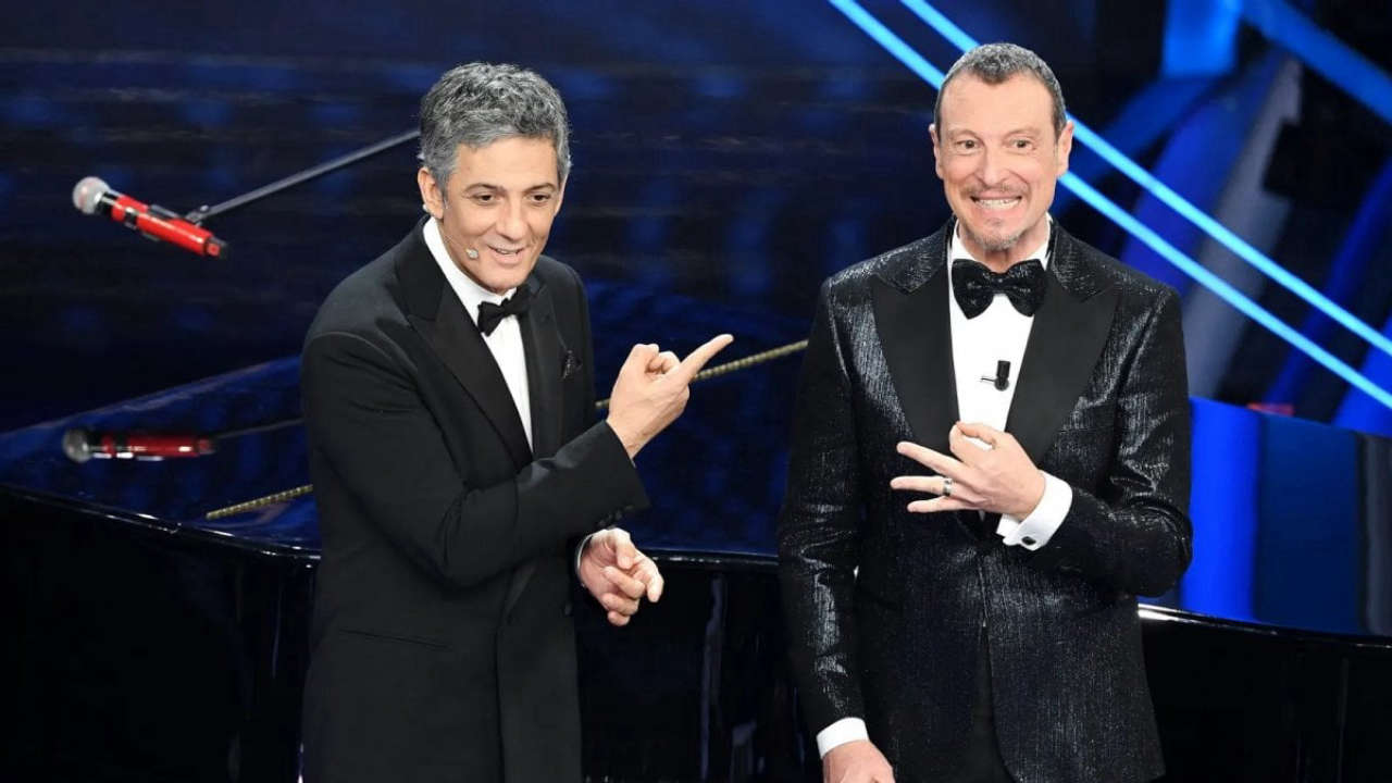 Fiorello Show: Amadeus Su Instagram Rivela Segreti su Nove e il Futuro in Rai – Cosa Aspettarsi?