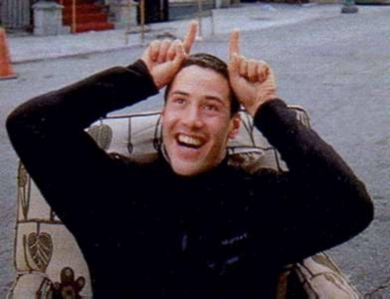 Keanu Reeves e la sua passione per questa commedia di Prime Video: conosce le battute a memoria!