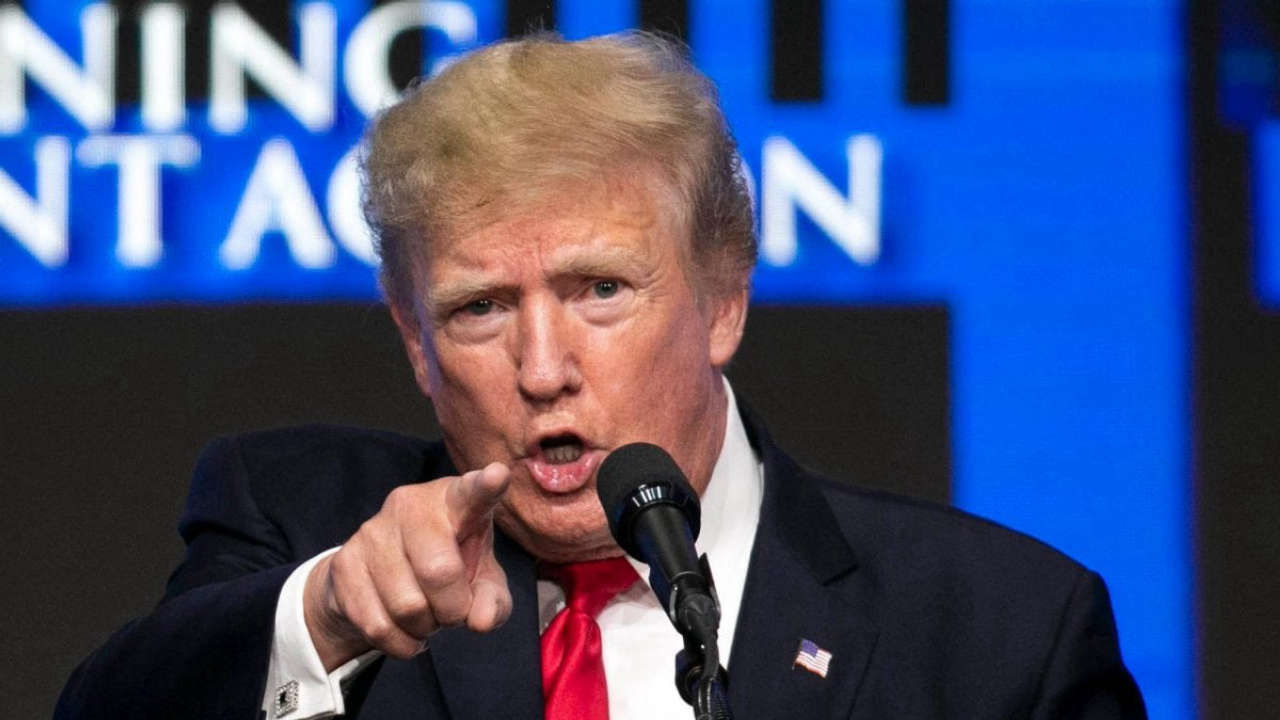 Donald Trump annuncia dazi del 100% sui film esteri: una mossa scioccante per la sicurezza nazionale