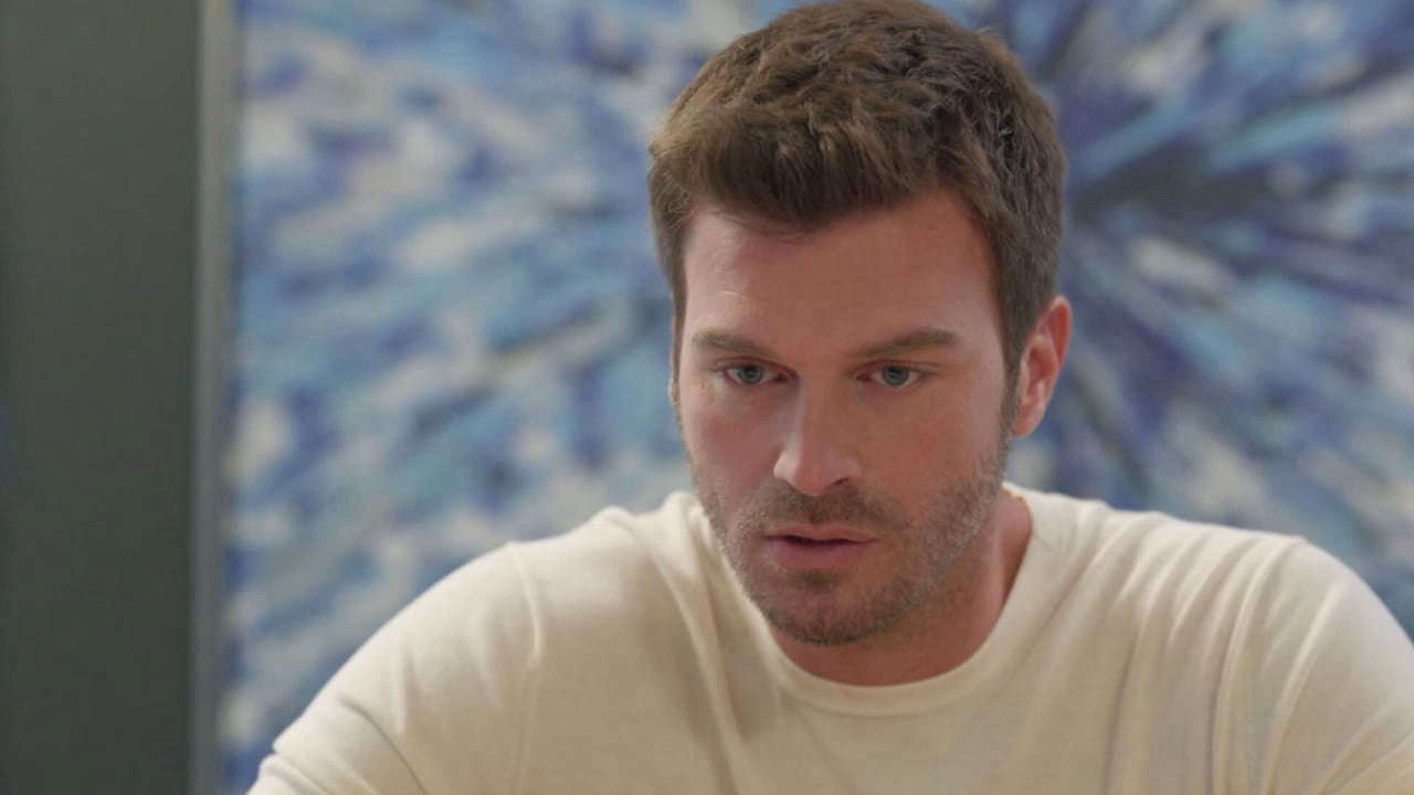 Colpi di scena e intrighi nella soap opera “The Family”: Aslan affronta Bedri mentre Hulya minaccia Nedret