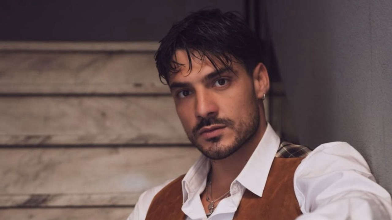 Grande Fratello: Lorenzo Spolverato senza agente, la rottura con la Benegas scuote il reality!