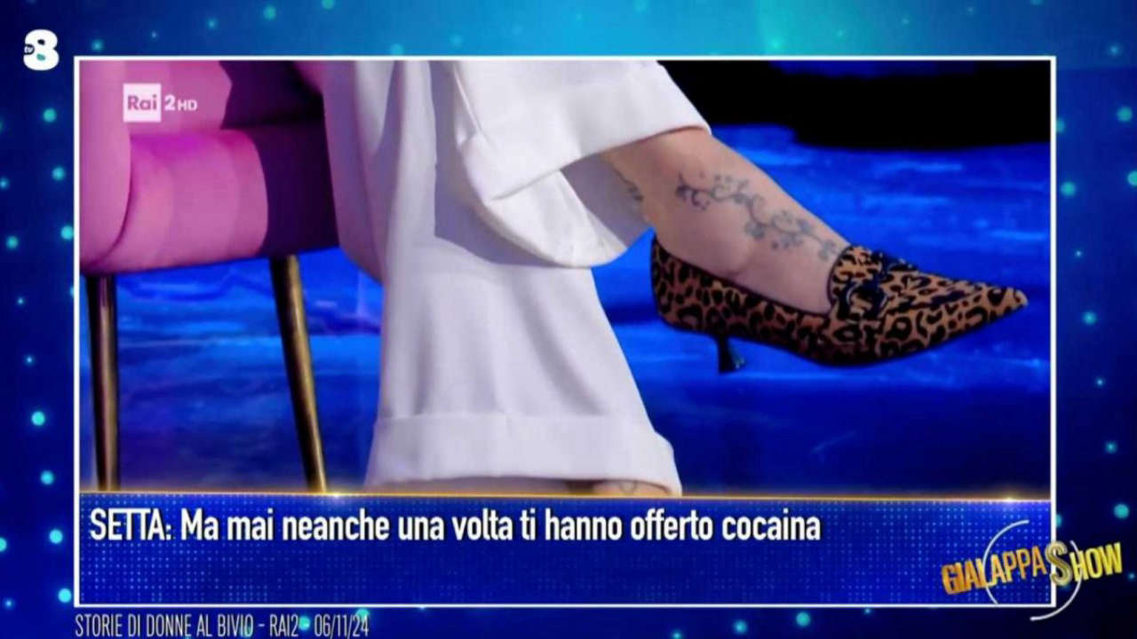 GialappaShow: il video di replica a Monica Setta che sorprende con un colpo di scena in punta di fioretto