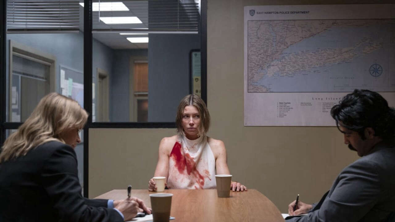 Sorelle Sbagliate: Jessica Biel e Elizabeth Banks svelano tra segreti e drammi familiari nel trailer avvincente della miniserie