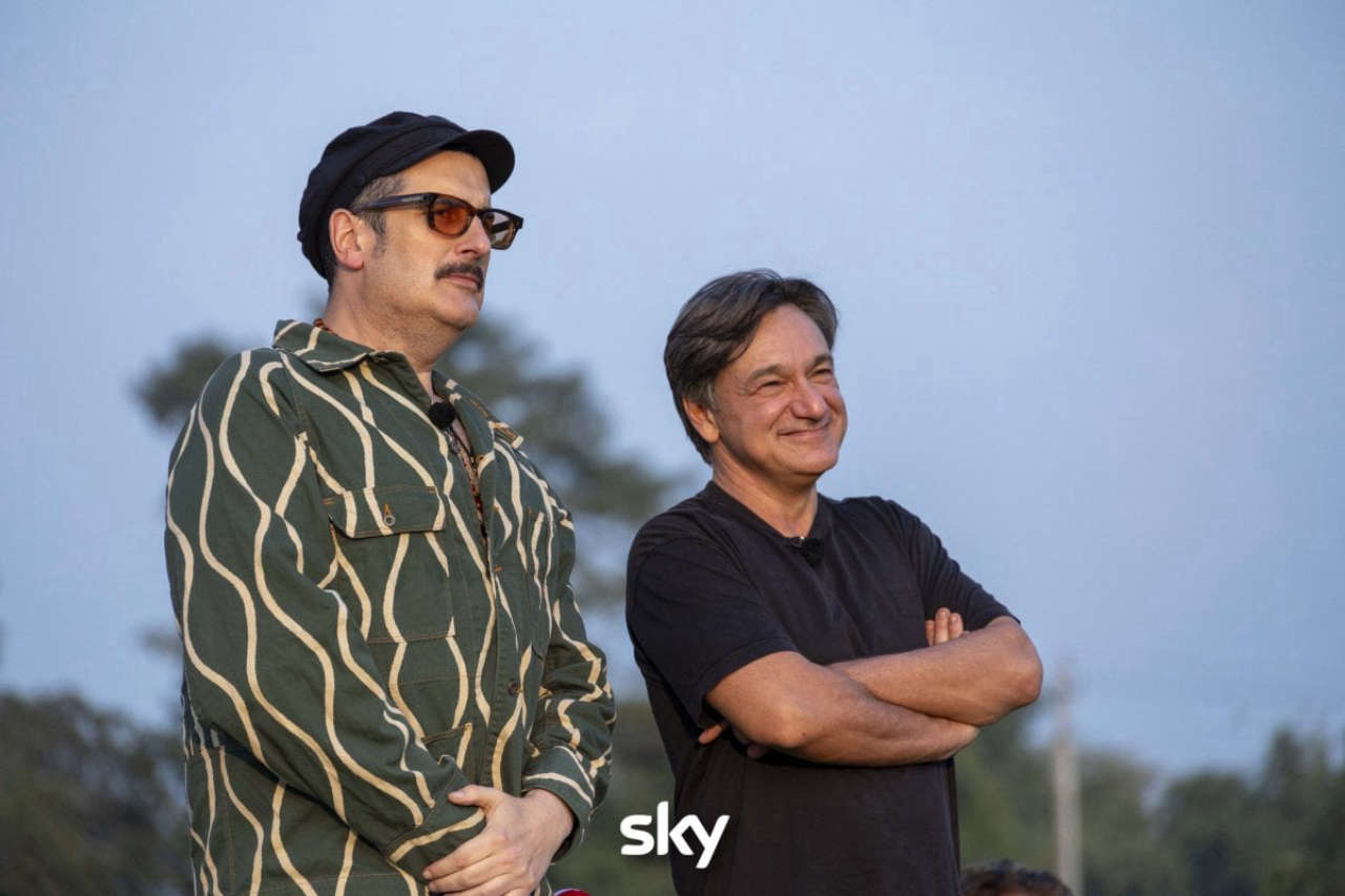 Pechino Express 2025: semifinale in esclusiva su Sky, i concorrenti sorprendono mentre Fabio Caressa svela un malus!