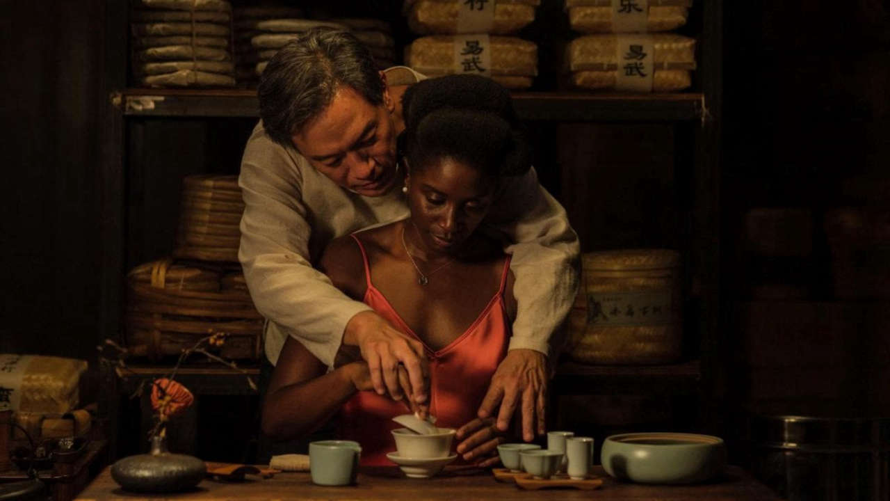 Black Tea, la recensione del film di Abderrahmane Sissako che sta facendo parlare di sé in tutto il mondo