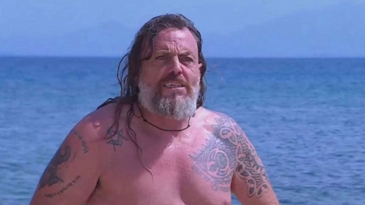 L’Isola dei Famosi 2025: Mirko Frezza in un baratto clandestino che scuote le dinamiche del gioco