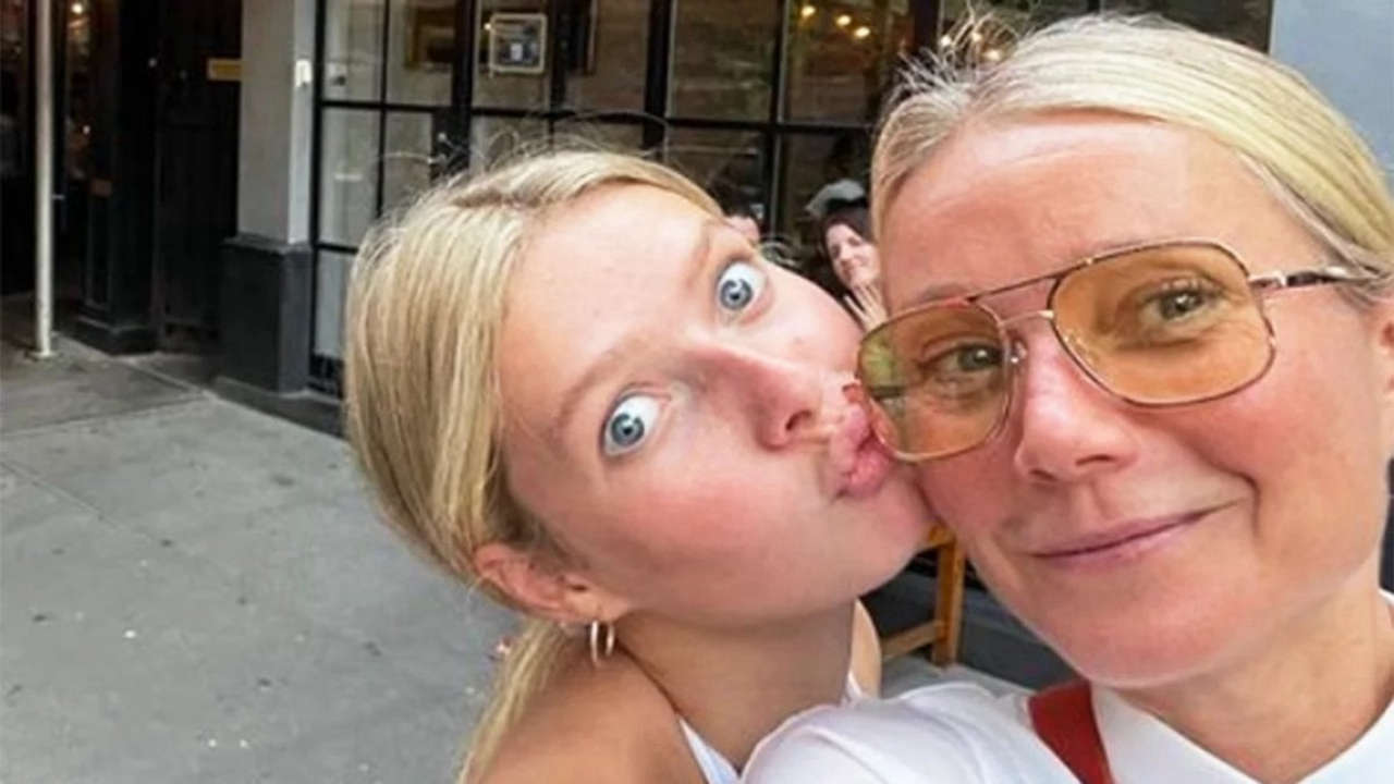 Gwyneth Paltrow celebra Apple: 21 anni di emozioni e ricordi indimenticabili per la figlia superstar