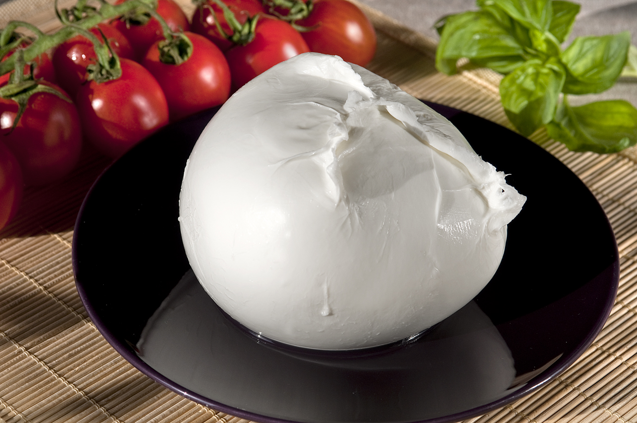 Scopri gli incredibili effetti della mozzarella scaduta sul tuo corpo: ciò che devi sapere!