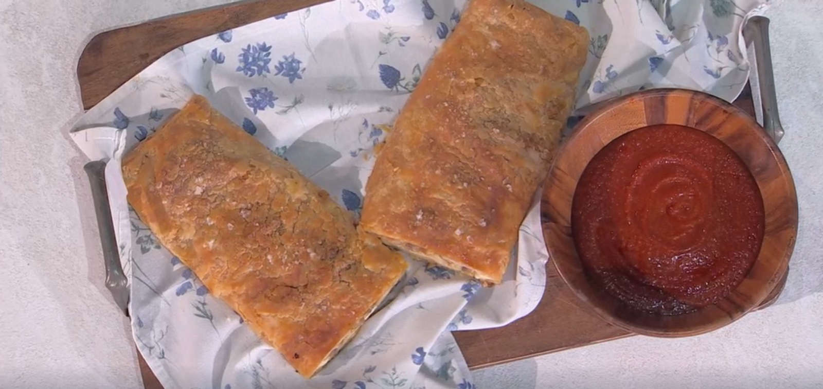 Pizza strudel di Barbara De Nigris | É sempre mezzogiorno, 28 maggio 2025