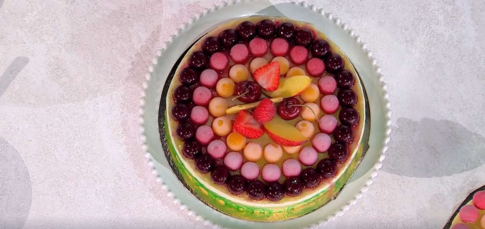 Torta profumo d’estate di Sal De Riso | É sempre mezzogiorno, 30 maggio 2025