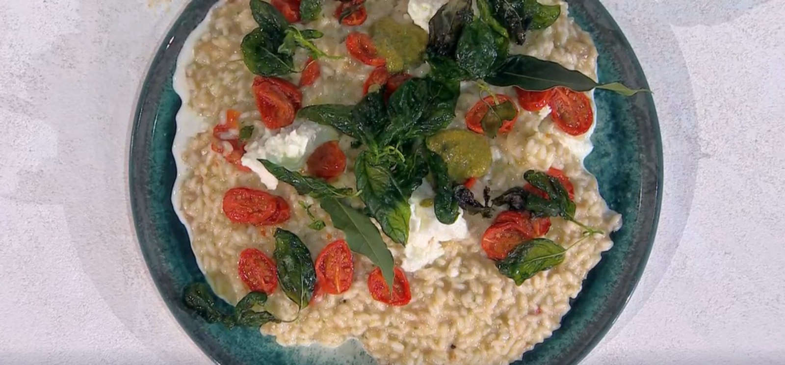 Risotto alla parmigiana di melanzane di Sergio Barzetti | É sempre mezzogiorno, 12 maggio 2025