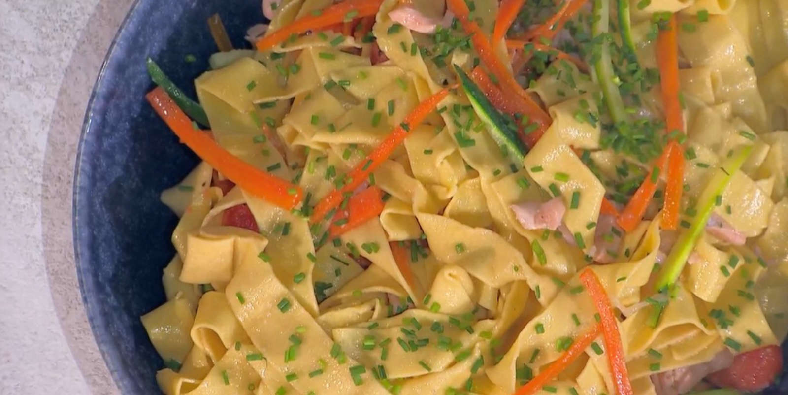 Pappardelle con trota e verdure di Cristian Bertol | É sempre mezzogiorno, 19 maggio 2025