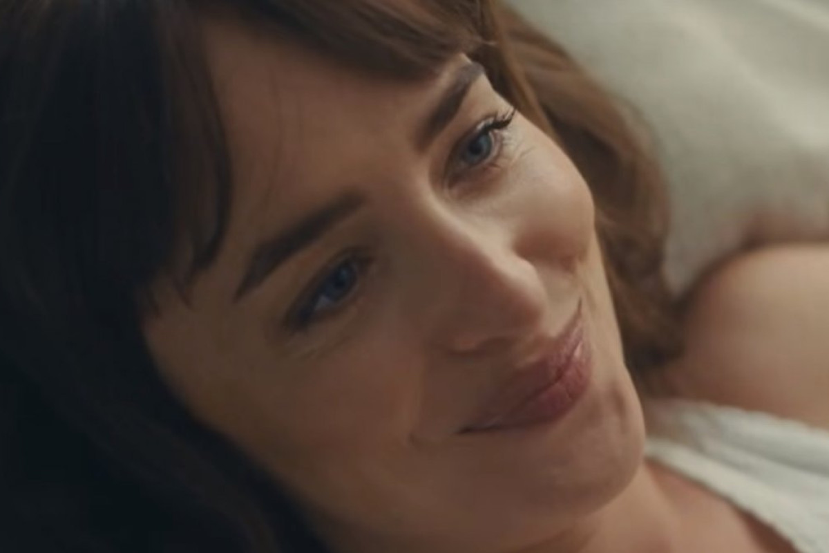 Splitsville: Dakota Johnson protagonista di una romantica commedia che conquista Cannes con il suo trailer avvincente