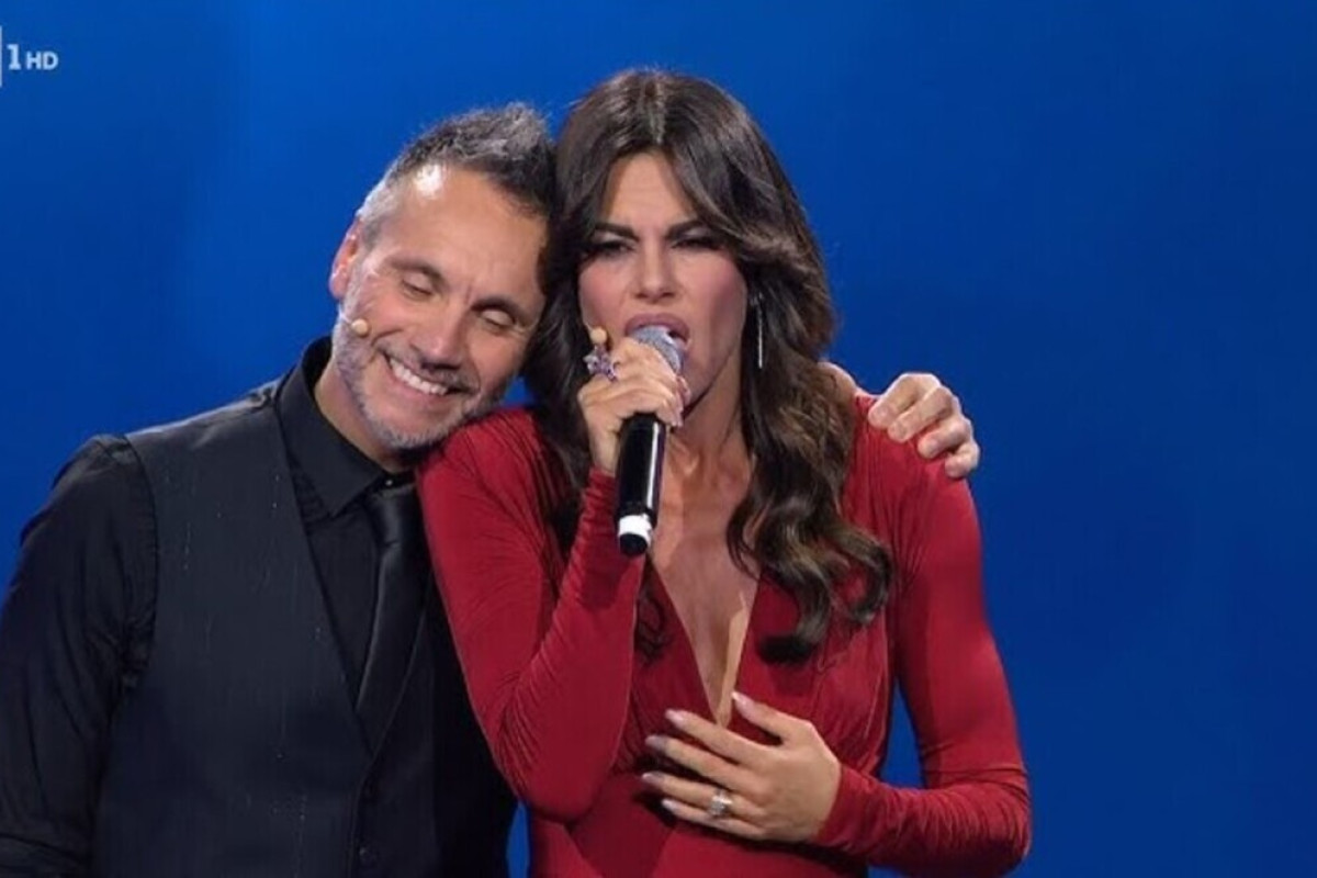 Dalla Strada al Palco: Nek Sorprende Tutti con il Suo Ritorno a Domenica In con Mara Venier
