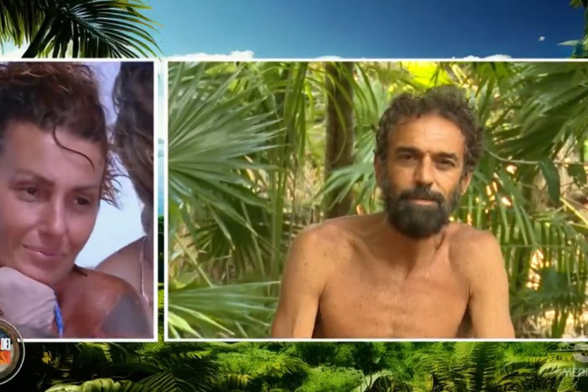 Isola dei Famosi: Dino Giarrusso contro Cristina Plevani, la polemica infiamma i naufraghi!