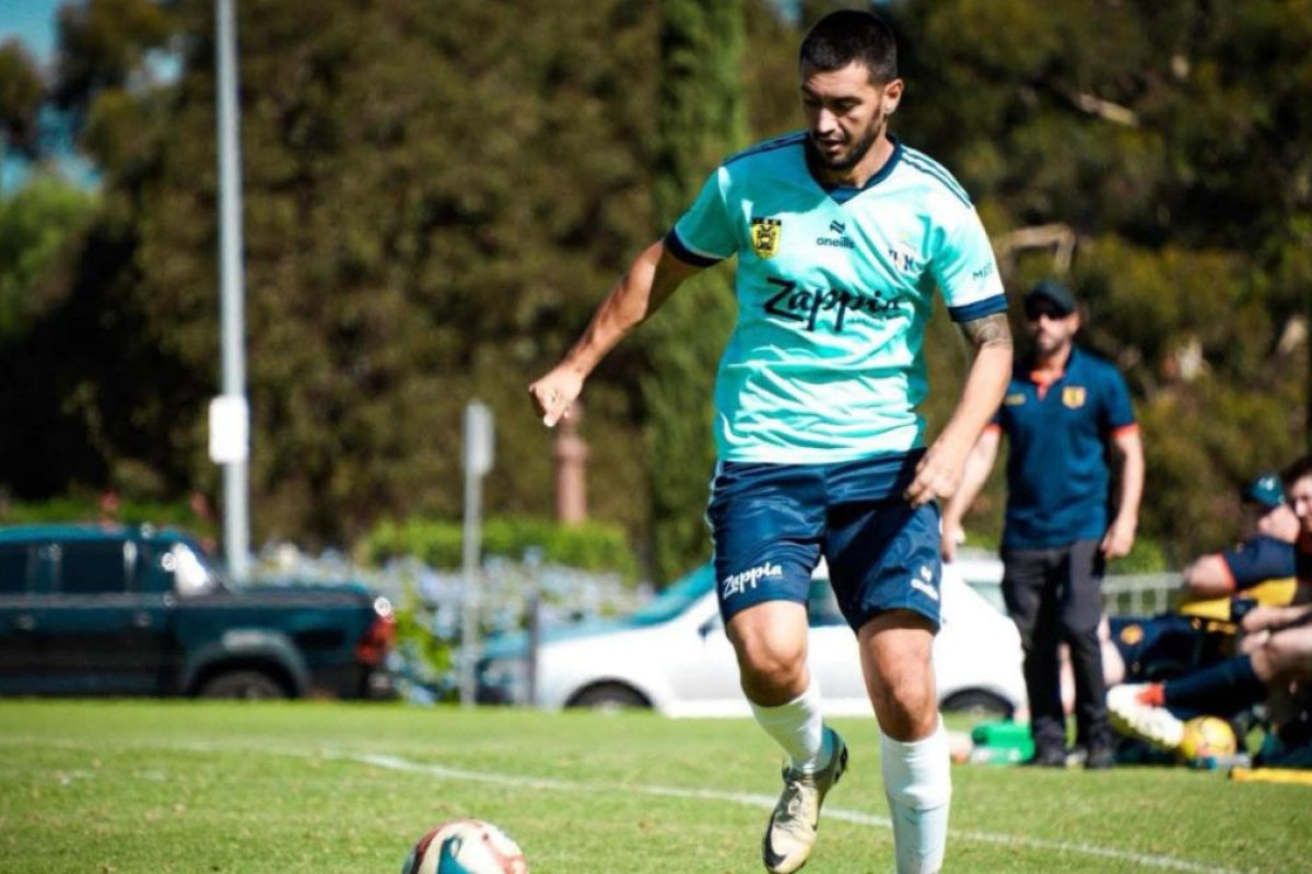 Gesto estremo di un calciatore sorprende tutti durante un weekend di relax in città