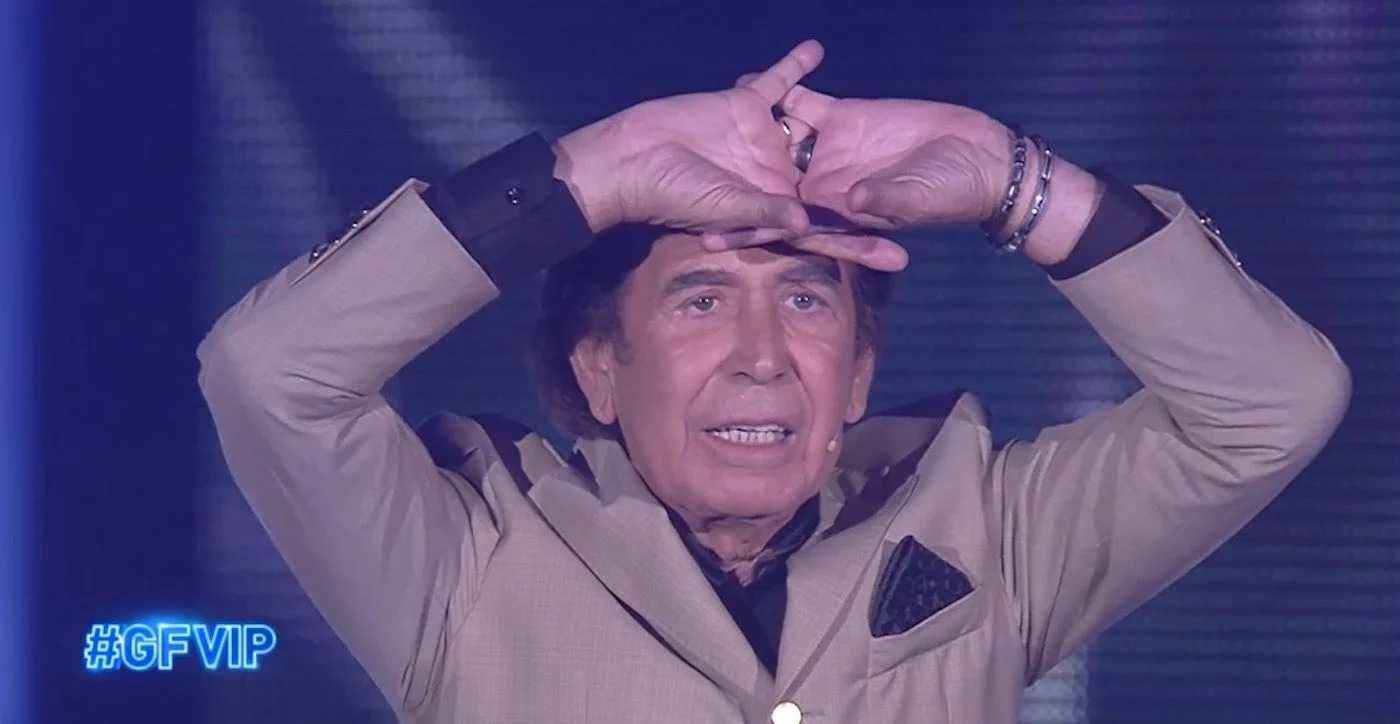 Giucas Casella rivela il segreto dei suoi poteri da mentalista e il legame sorprendente con Silvio Berlusconi