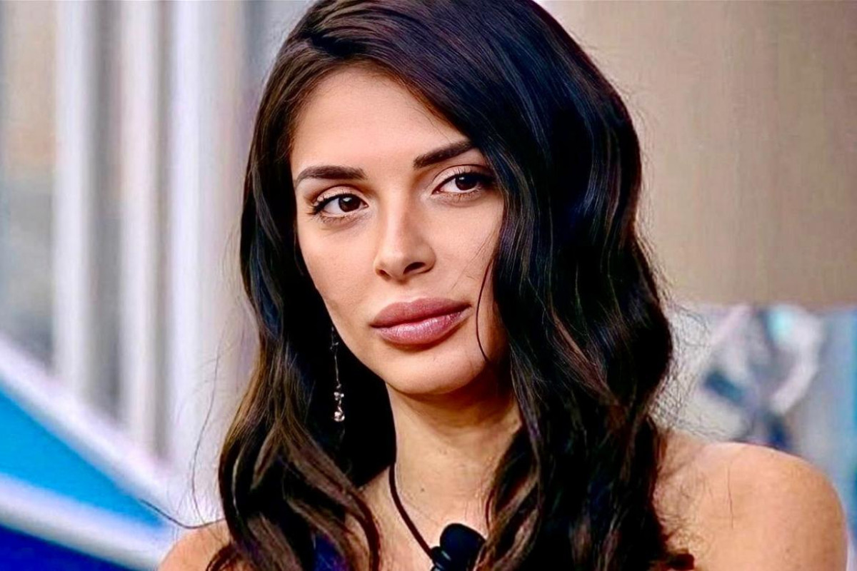 Greta Rossetti lascia Barcellona per Ibiza: il mistero che ha scatenato il web dal 2023
