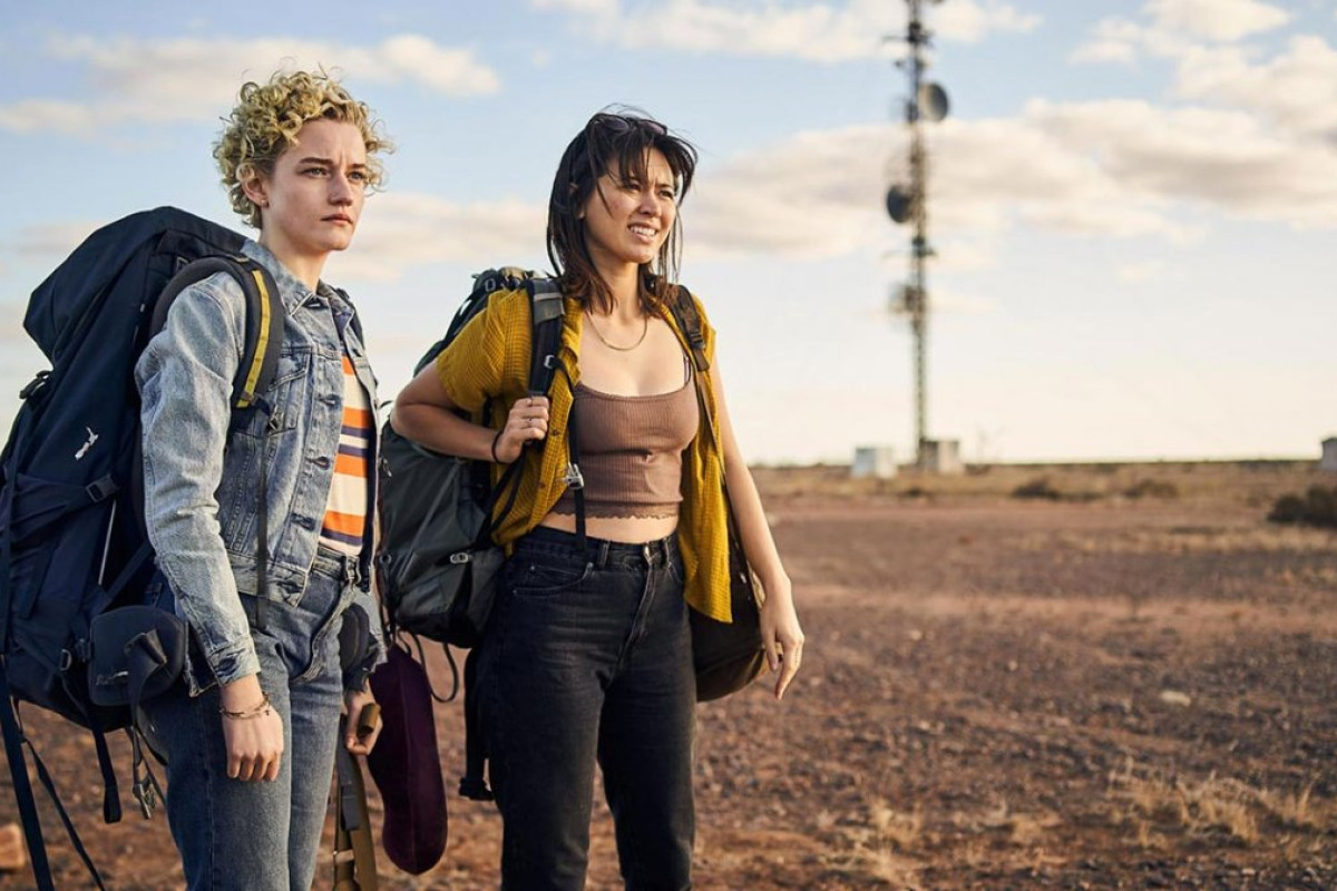 Il royal hotel su Netflix: un thriller tra sessismo e desolazione australiana che ti lascerà senza parole
