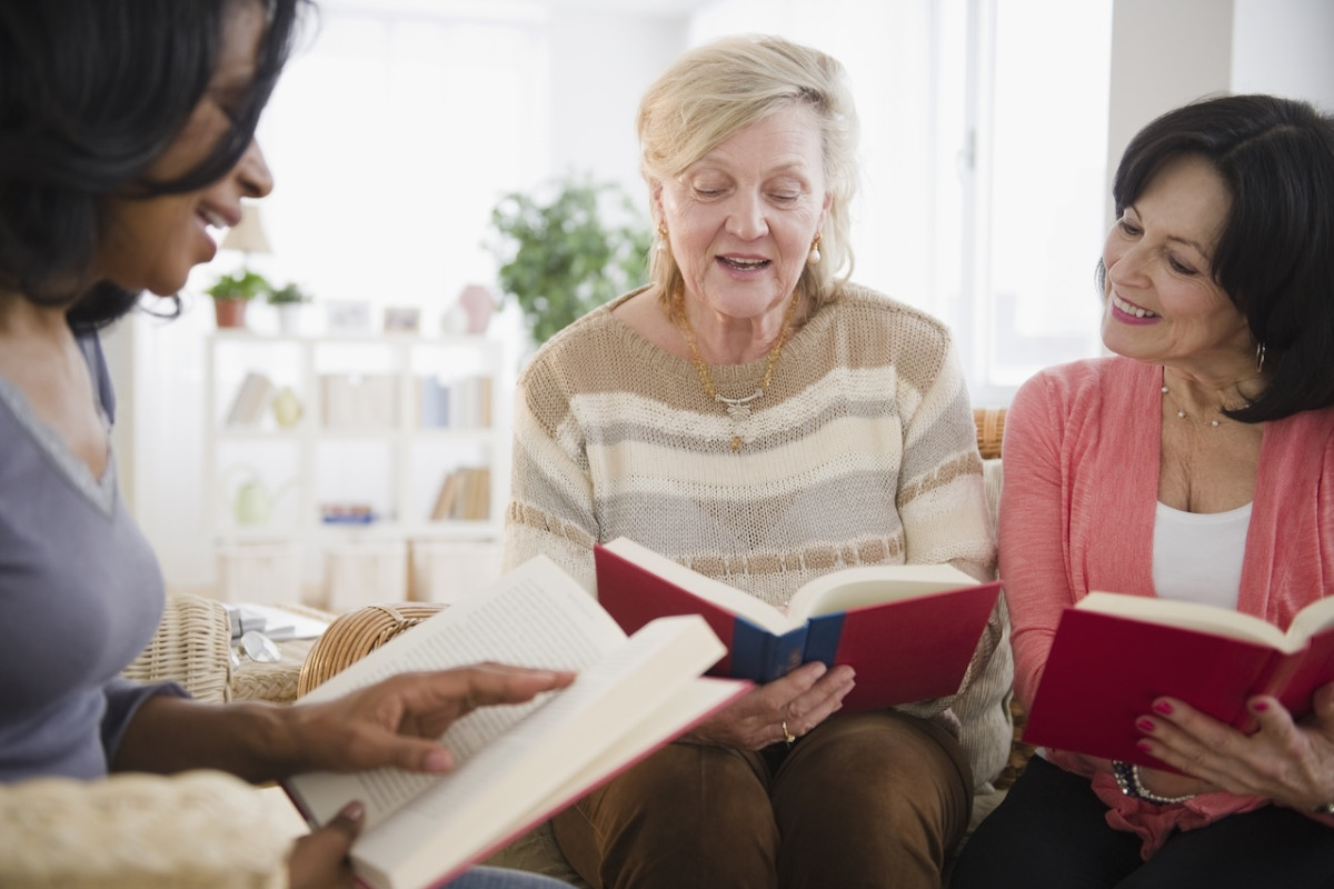 Lettura come terapia: in Italia le biblioteche diventano rifugi per la salute mentale negli ospedali