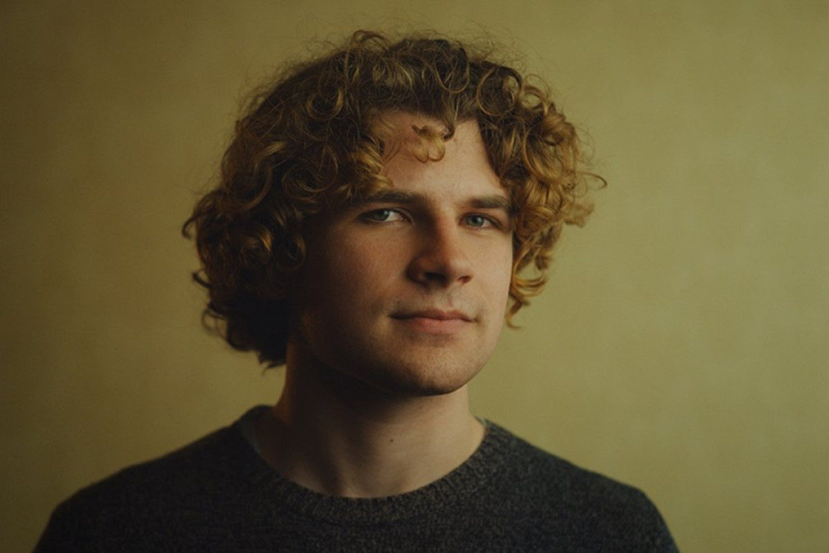 The Backrooms: Il Giovane Regista Kane Parsons di 19 Anni Riscuote Successo con A24 e Chernin Entertainment