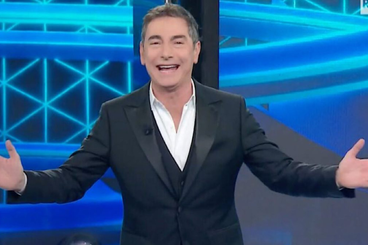 Marco Liorni riconfermato alla conduzione del Capodanno su Rai Uno con sorprendenti novità in arrivo