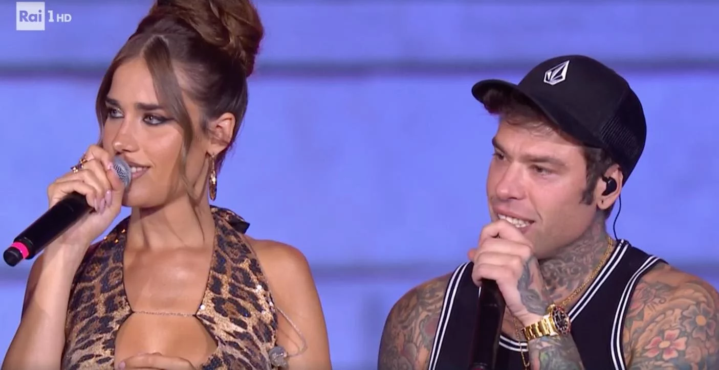Meme con Clara e Fedez: il post che ha fatto esplodere le risate sul web!
