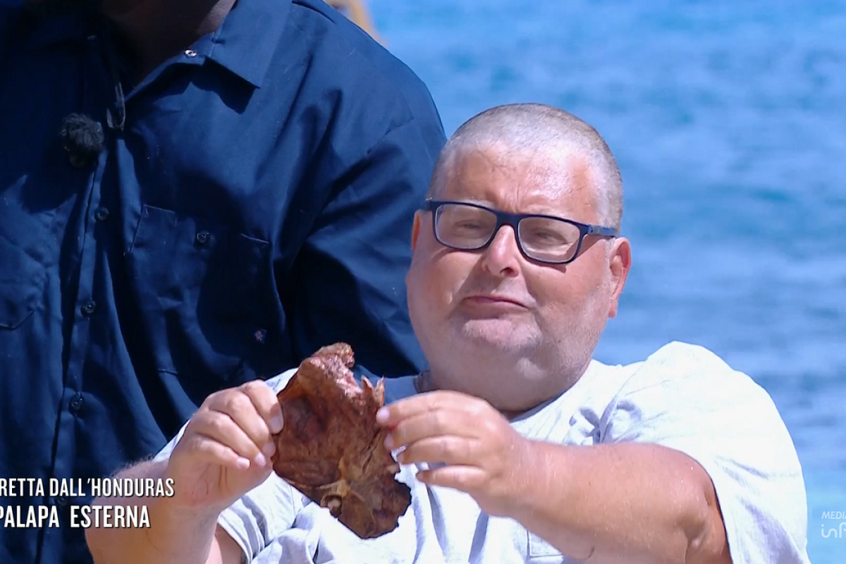 Spirit of the Island: Mirko Frezza e Mario Adinolfi affrontano una sfida tra tatuaggi e tagli audaci
