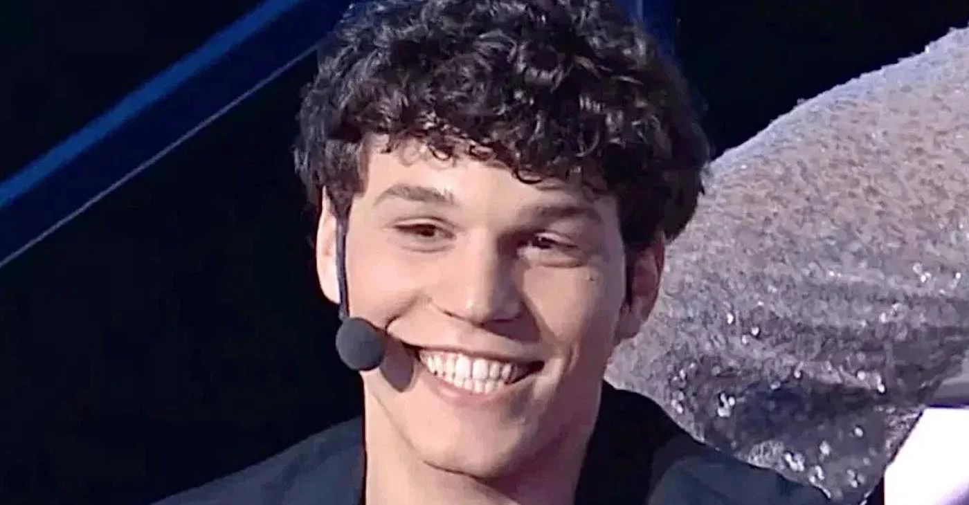 Nicolò Filippucci e la maturità: dal palco di Amici alla prova decisiva sui social, ecco cosa è successo!