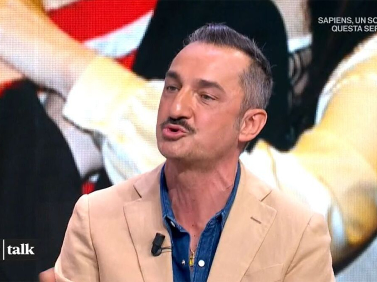 Nicola Savino torna in Rai: il nuovo show di comicità su Rai2 promette risate e sorprese nella prossima stagione