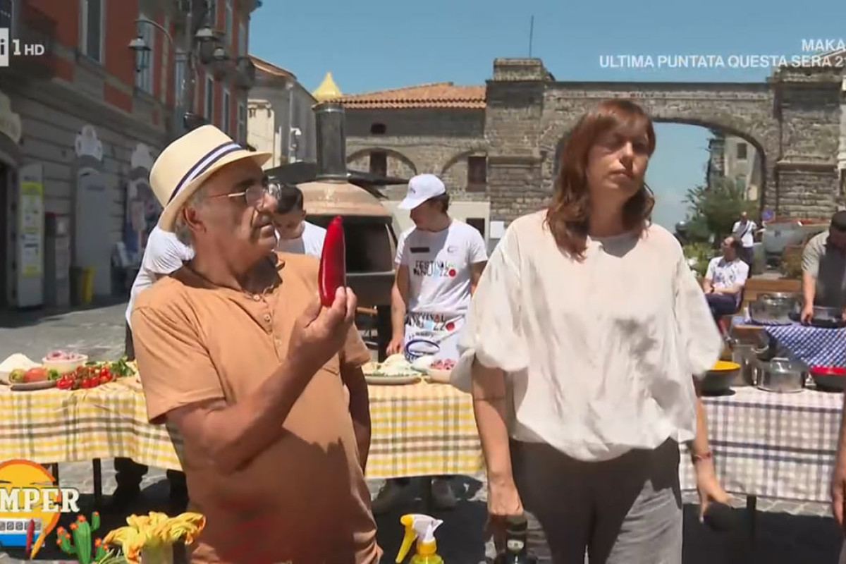 Ospite in diretta a camper: la battuta volgare che ha lasciato tutti senza parole a Gragnano