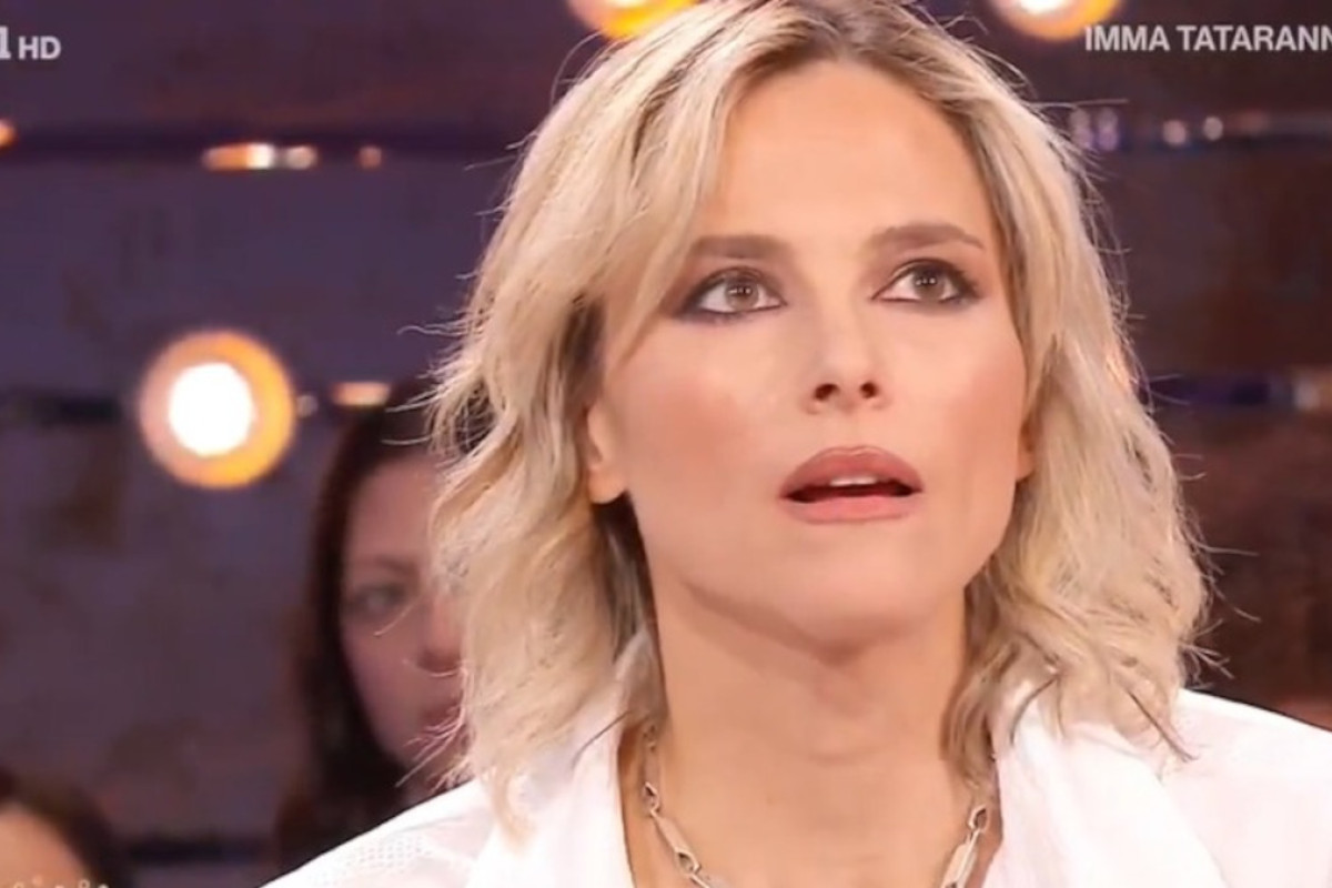 Replica su Rai 1 crea confusione: i telespettatori si interrogano sulla morte di Papa Francesco da un mese