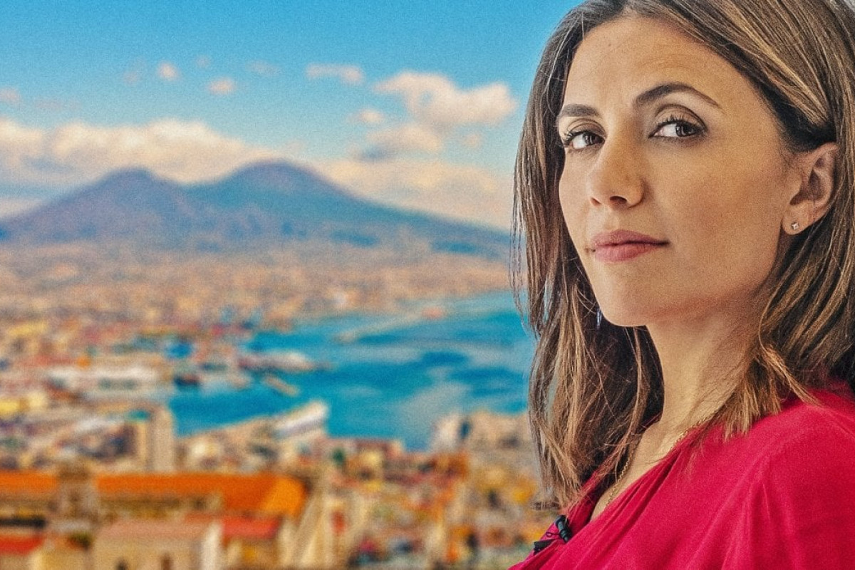 Sara: il mistero della donna nell’ombra e i volti nascosti di Napoli nei romanzi di Maurizio De Giovanni