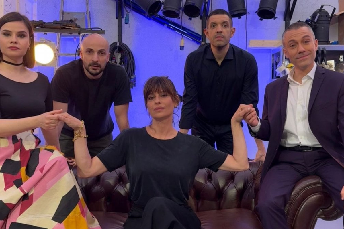Secondo Appuntamento con in&out: Satira e Musica per una Serata Comica Indimenticabile su TV8
