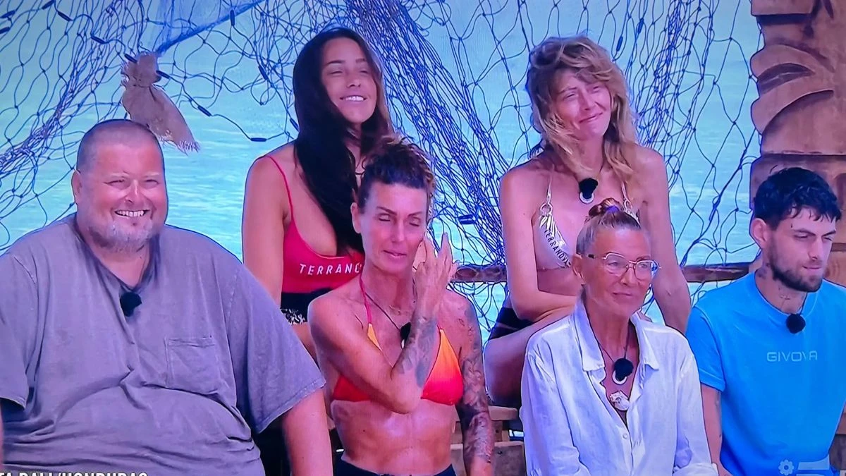 L’isola dei famosi 2025: tensioni e colpi di scena incandescenti nella semifinale che cambia tutto