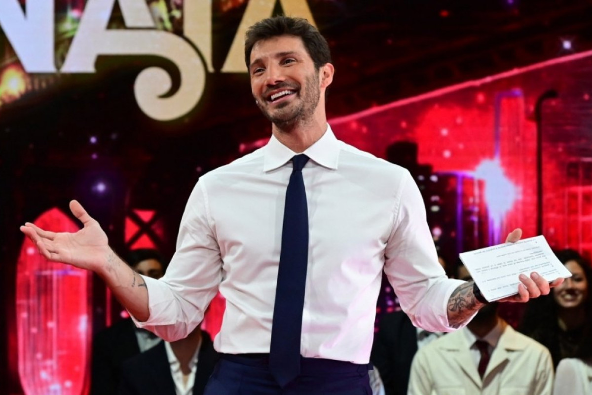 Stefano De Martino conquista la conduzione di Stasera Tutto È Possibile per una nuova entusiasmante stagione su Rai 2