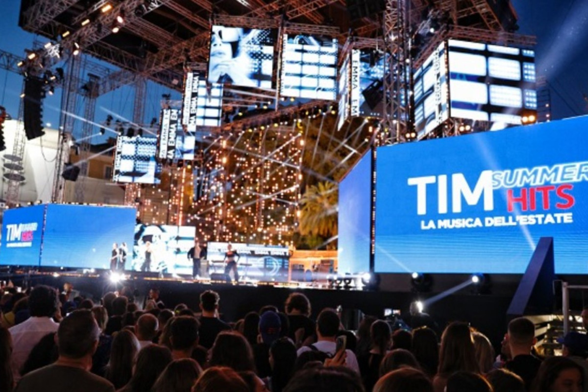 Tim summer hits a Roma: ascolti in calo e voci di tradimento sul palco del venerdì 13 giugno 2025