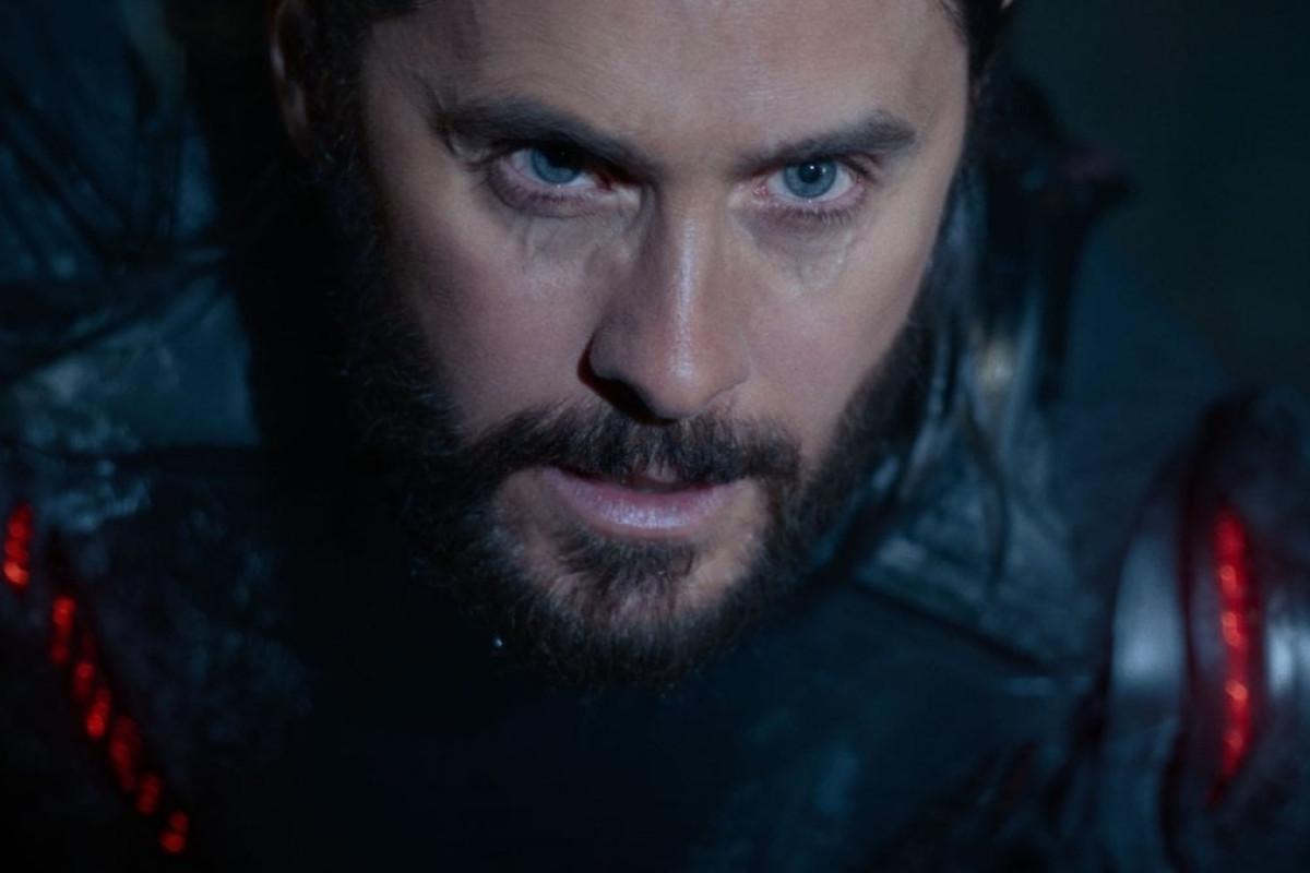 Tron: Ares supera i confini della tecnologia VFX mentre Jared Leto resta in ombra dopo le polemiche.