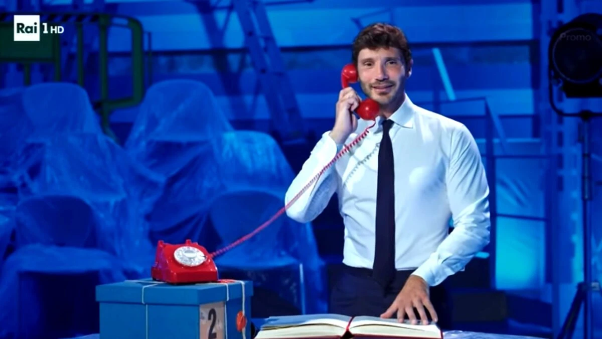 Un cane protagonista scatena polemiche e divisioni in un programma tv italiano