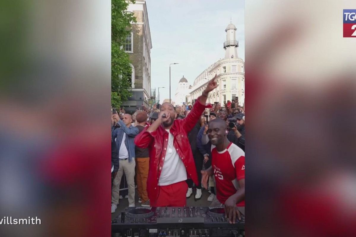 Will Smith a Londra: mini concerto improvvisato davanti a King’s Cross fa impazzire i fan!