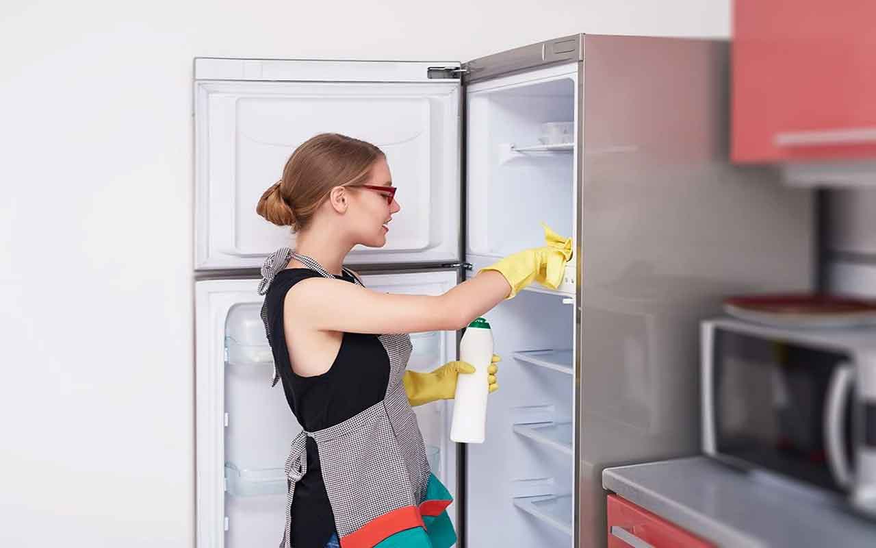Scopri il metodo infallibile per sbrinare il tuo freezer in pochi minuti – non crederai ai tuoi occhi!