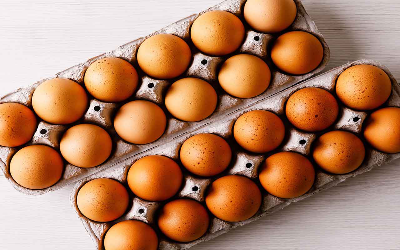 Scopri perché dovresti smettere di conservare le uova in frigo: il motivo ti sorprenderà!