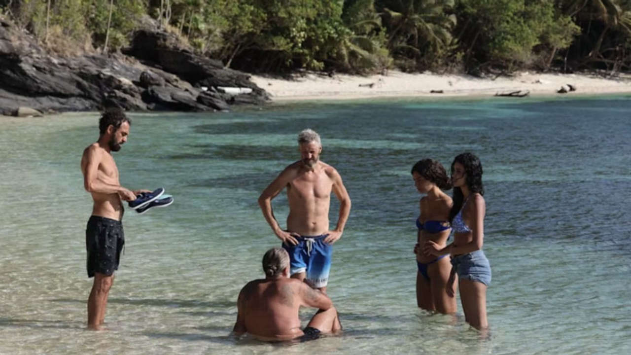 L’Isola dei Famosi 2023: Stasera doppia eliminazione, chi dei naufraghi lotterà per la sopravvivenza?