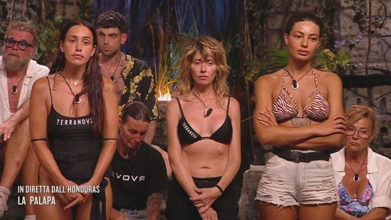 L’Isola dei Famosi, quinta puntata: chi sono i nominati pronti a sfidare Giarrusso sulla playa solitaria?